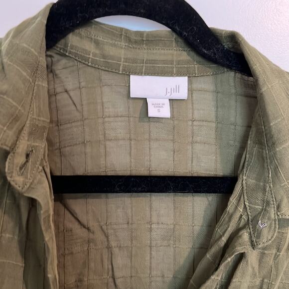 Jjill green button down size small - Picture 2 of 5
